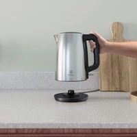 Kép 3/3 - Electrolux  E3K1-3ST  Create 3 vízforraló  * 1.7l   2200W
