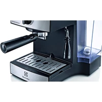Kép 2/3 - ELECTROLUX kávéfőző 15 bar 1470W