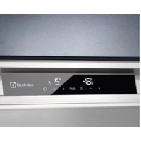 Kép 9/26 - ELECTROLUX LNS9TE19S beépíthető kombinált hűtőszekrény 54/188cm