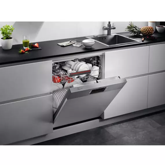 AEG beépíthető mosogatógép 60cm 13 teríték