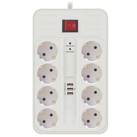 TECHNIK elosztó 8 utas + 3 USB
